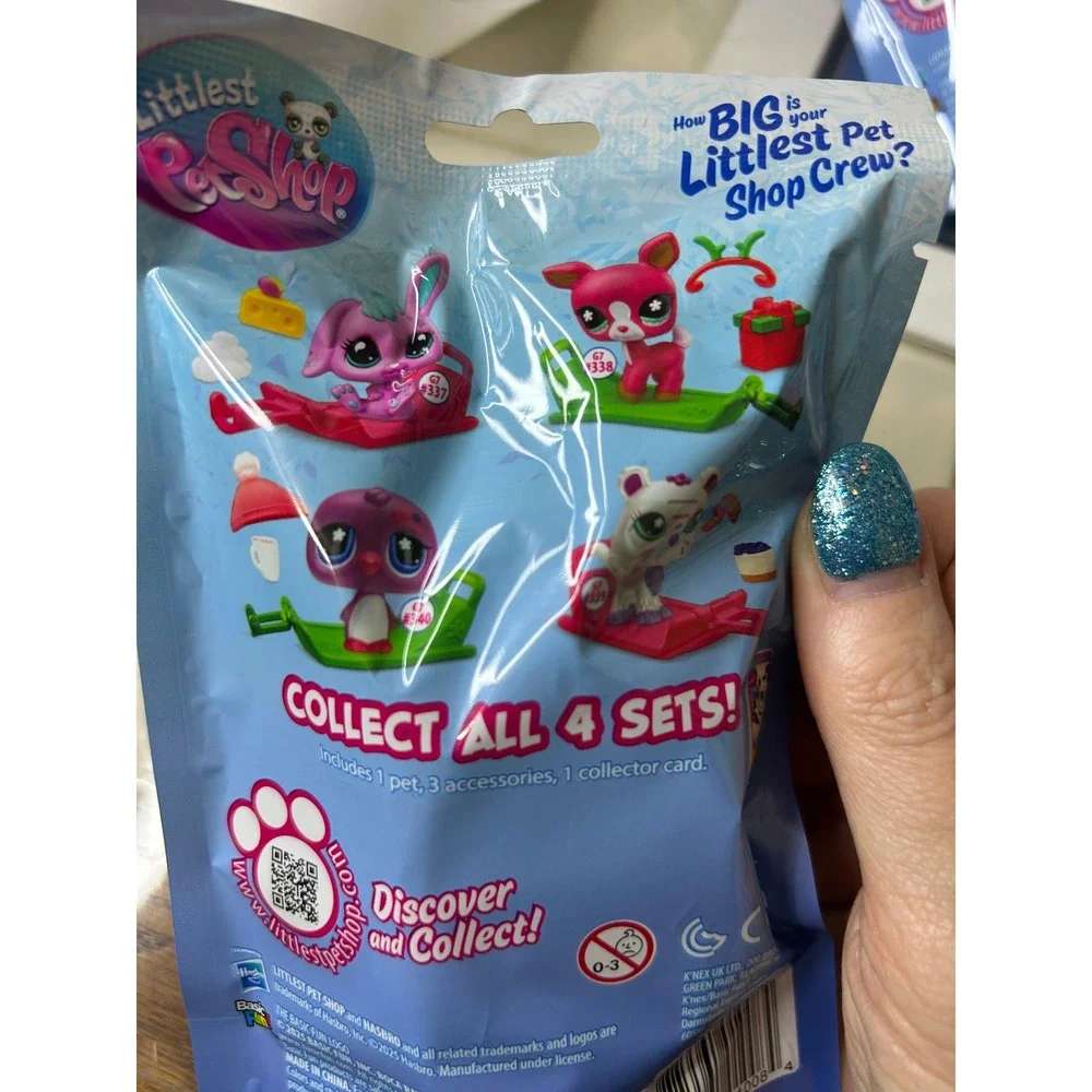 Littlest Pet Shop Sleigh All Day Mystery‎ Box Christmas Holiday Edition 1 Set